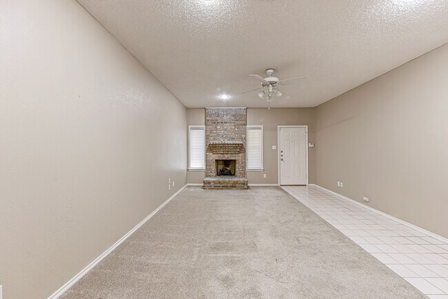 Foto del edificio - 5606 Ridgerock Rd