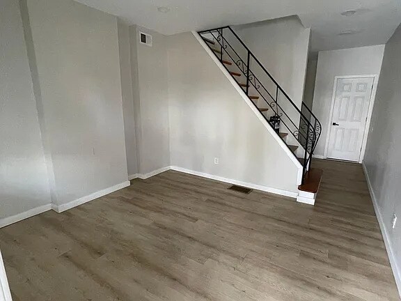 Foto del edificio - 6822 Edmund St