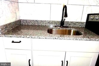 Building Photo - 2824 31st St SE