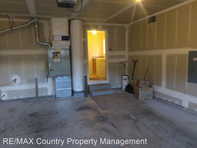 Foto del edificio - 4 br, 2.5 bath House - 3340 Sadie St NE