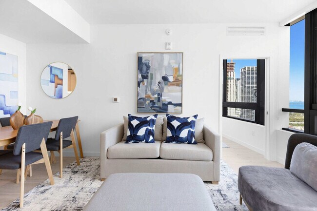 Foto del edificio - 225 N Miami Ave