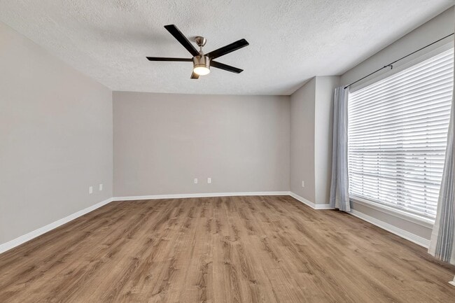 Foto del edificio - 2402 Sycamore Ave