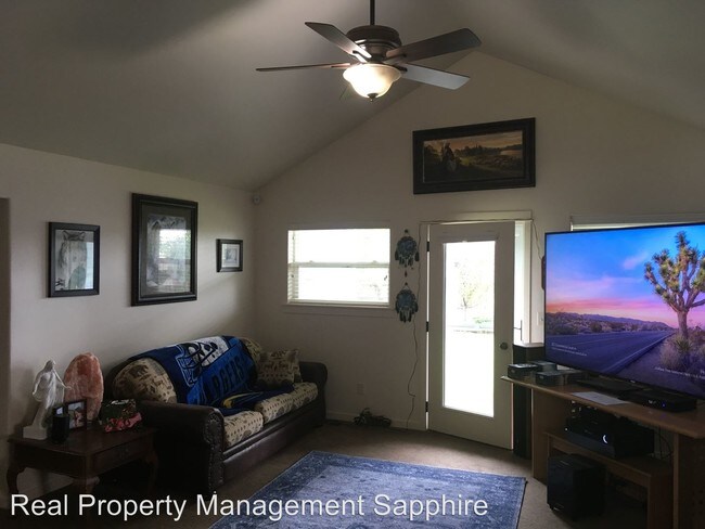 Building Photo - 3 br, 2 bath House - 111 Cinnamon Ct