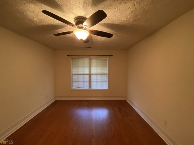 Building Photo - 705 Morgans Ridge Dr