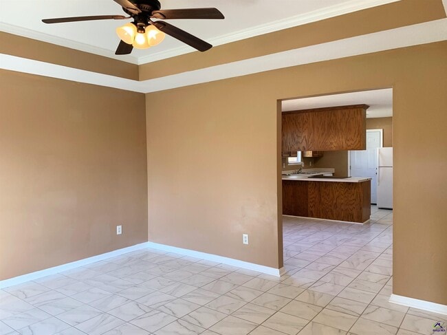 Foto del edificio - 134 Kensington Cir