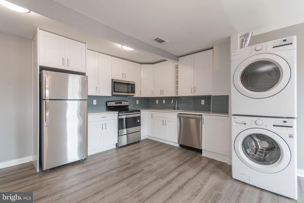 Foto principal - 515 W Girard Ave