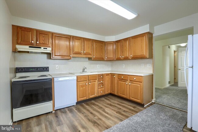 Foto del edificio - 339 E Derry Rd