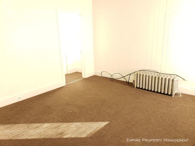 Building Photo - 1 Bedroom on 1st Floor in South Easton