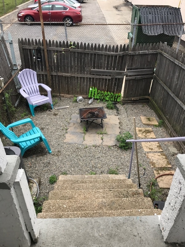 Back Yard - 3401 Pleasant Plz