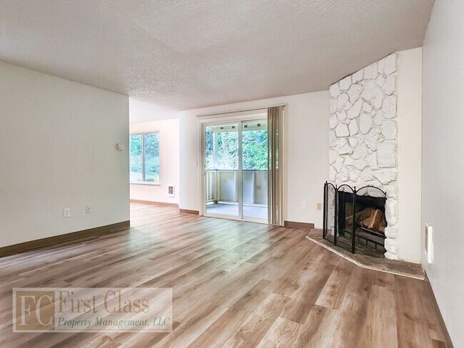 Building Photo - 3648 SW Beaverton Hillsdale Hwy