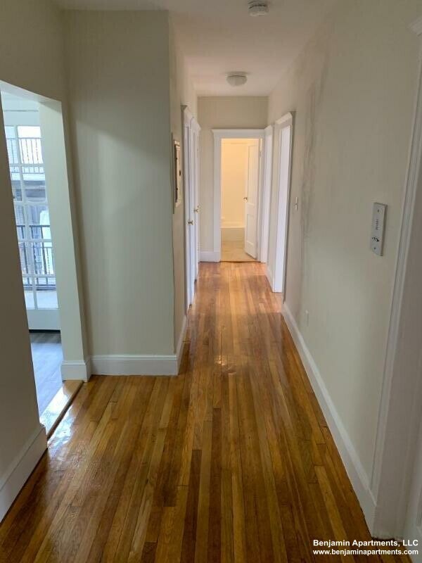 Building Photo - 5 Vinal St