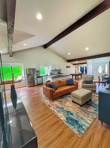 Foto del edificio - 700 Burnwood Dr