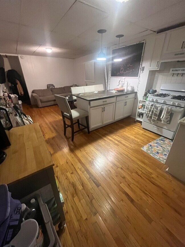 Foto del edificio - 258 1st St