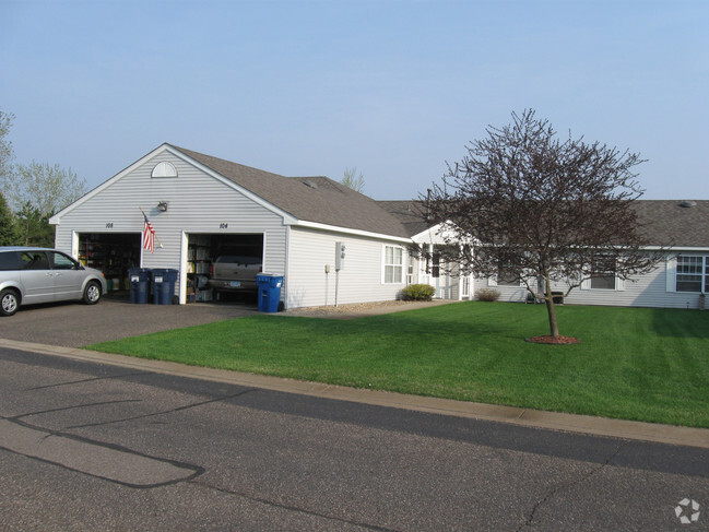 Foto del edificio - Cottages of Willow Ponds 55+ Senior Community