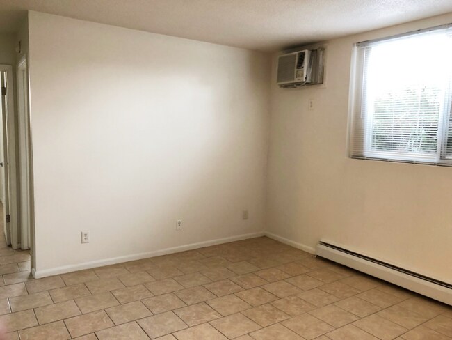 Foto del edificio - 217 NW College Ave