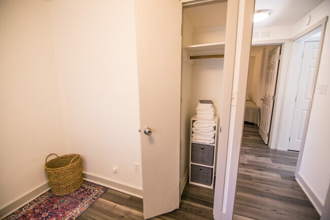 Foto del edificio - 718 S 19th ST