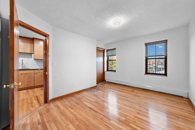 Foto del edificio - 249 Shawmut Ave