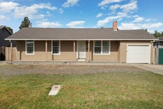 Building Photo - 451 Marengo Ave