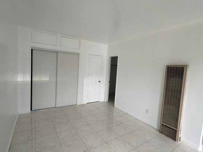 Foto del edificio - 907 W 27th St