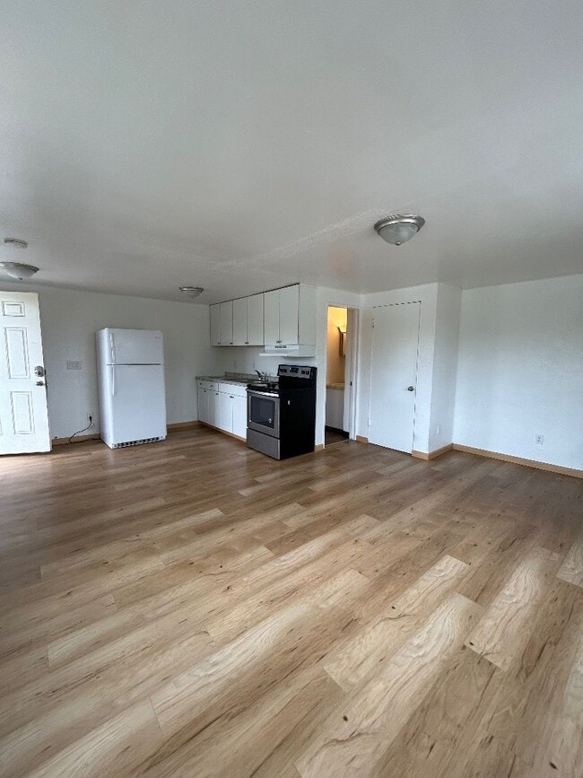 Building Photo - 5300 Taku Dr