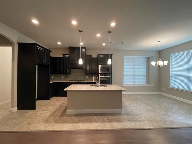 Building Photo - 2811 Twin Ridge Dr