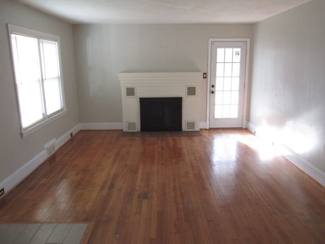 Foto del edificio - 223 Farragut Rd
