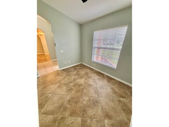 Foto del edificio - Move-In Ready! 4 Bedroom 2.5 Bath- Cape Coral Home!