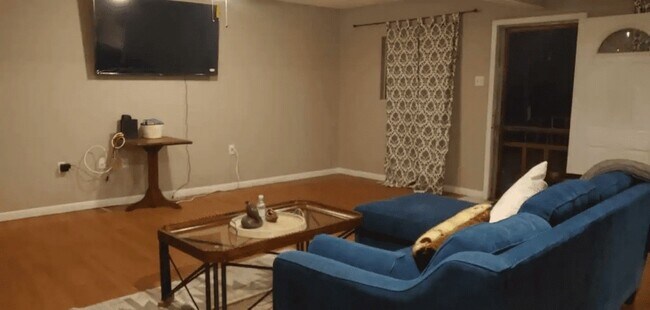 Foto del edificio - 6307 Johnson Ln