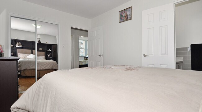 Building Photo - Central Park Terrace (A)