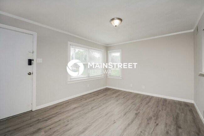 Building Photo - 3 Bedroom Pet-Friendly Home in St. Louis, MO with Main Street Renewal