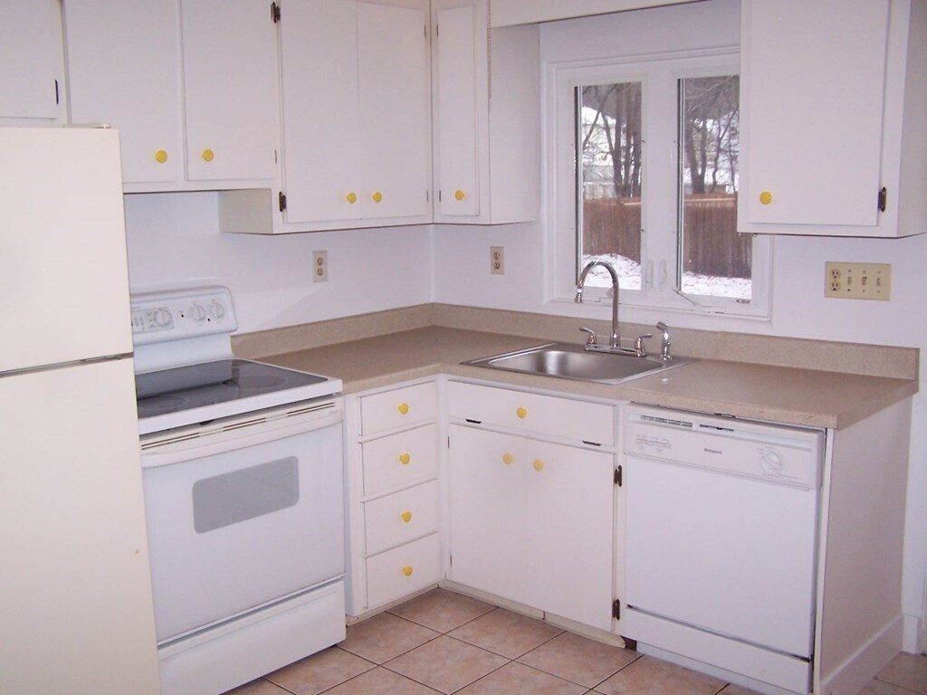 30 Cochato Park, Randolph, MA 02368 House Rental in Randolph, MA