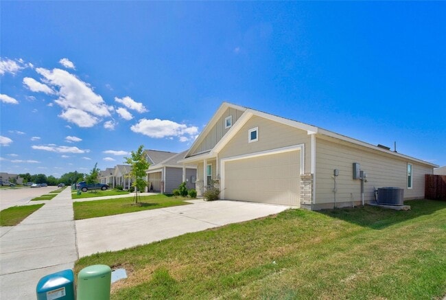 Foto del edificio - 320 Dewberry St
