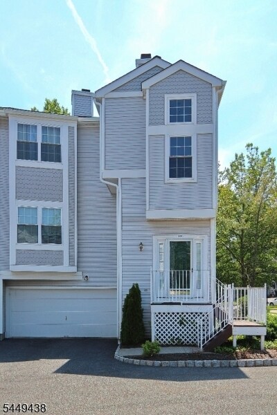Foto del edificio - 1408 Norwood Way