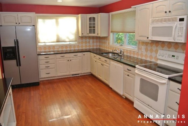 Foto del edificio - 1028 forest hills ave