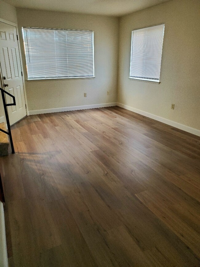 sala de estar - New Century Townhomes