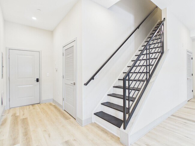 Building Photo - 2nd Street Lofts -Newly Constructed Modern Apartments