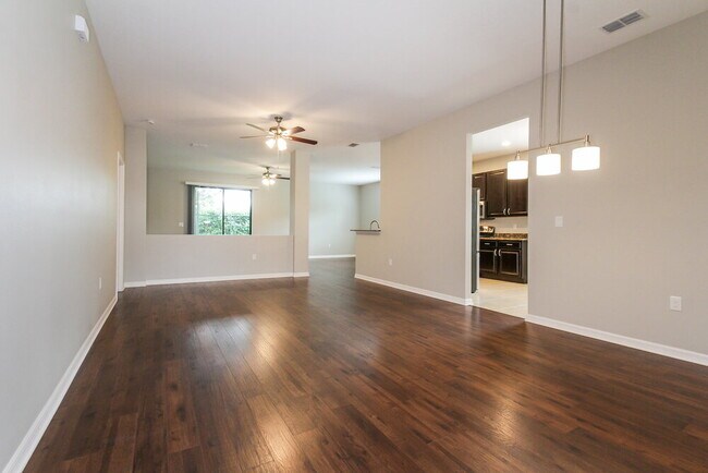 Foto del edificio - 2209 50th St Cir E