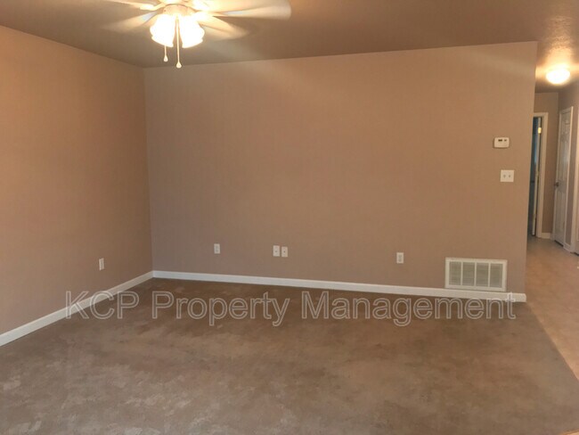 Foto del edificio - 811 N 48th St