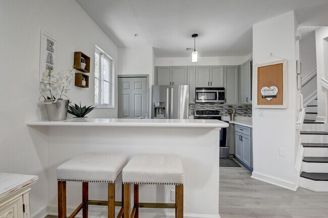 Foto del edificio - 525 Bayfront Dr