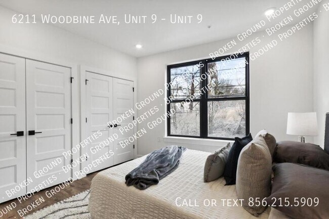 Building Photo - 6211 Woodbine Ave