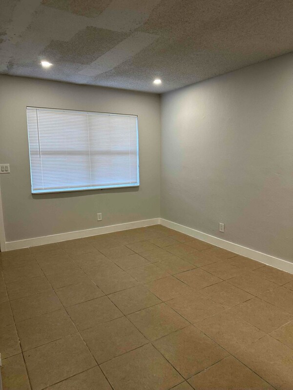 Photo - 272 SW 3rd St Apartment