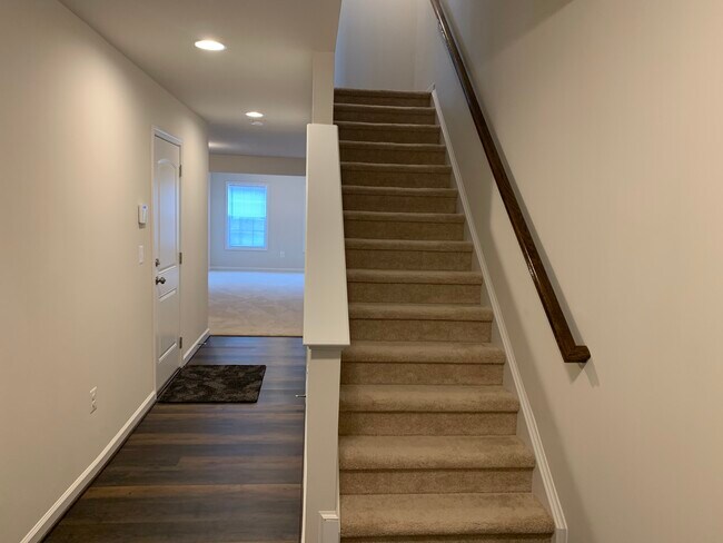 Building Photo - 12133 Bowling Farm Ct