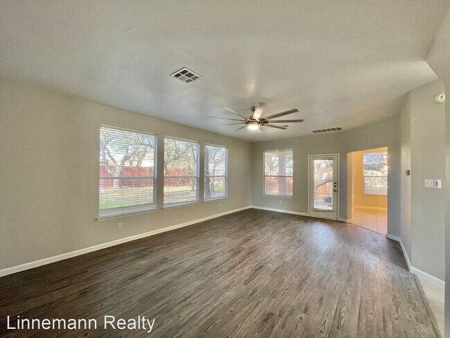 Foto del edificio - 4 br, 2.5 bath House - 6815 Aquamarine Drive