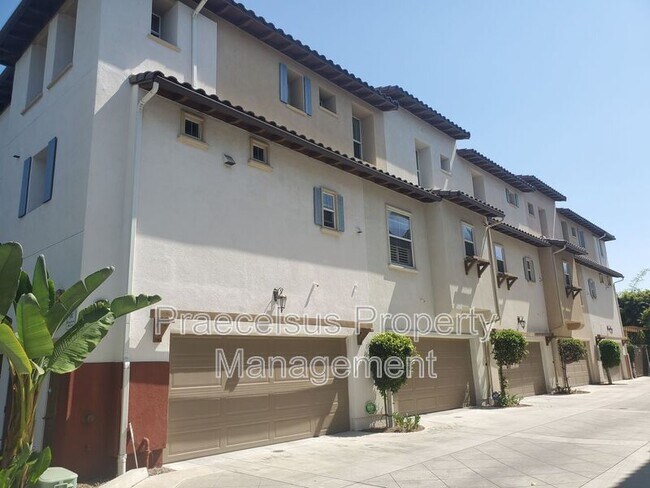 Foto del edificio - 1629 Arroyo Vista Dr