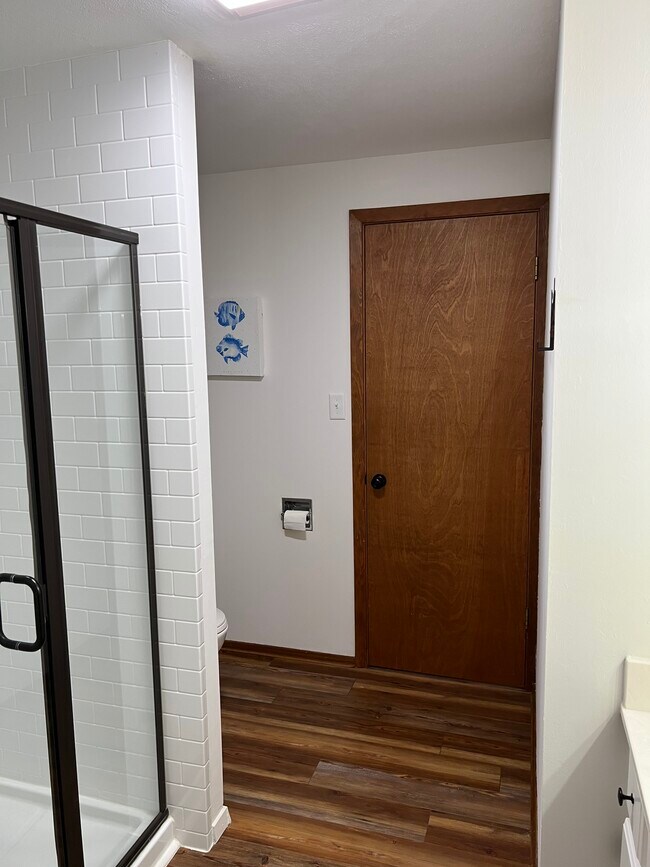 Foto del edificio - 848 Arkridge Cir