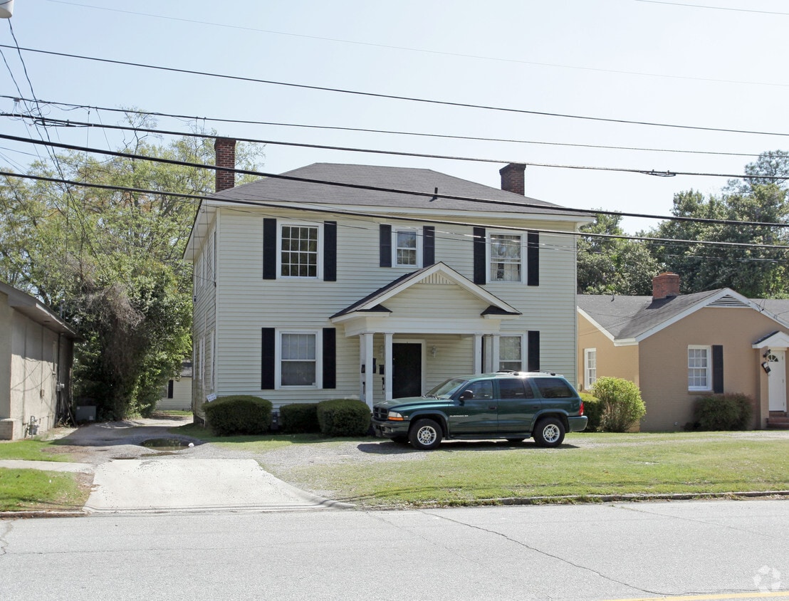 Primary Photo - 1520 Monte Sano Ave