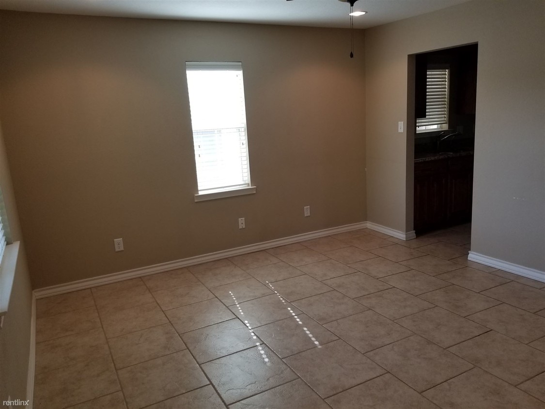 Primary Photo - 1 br, 1 bath House - 413 W Dengar Ave