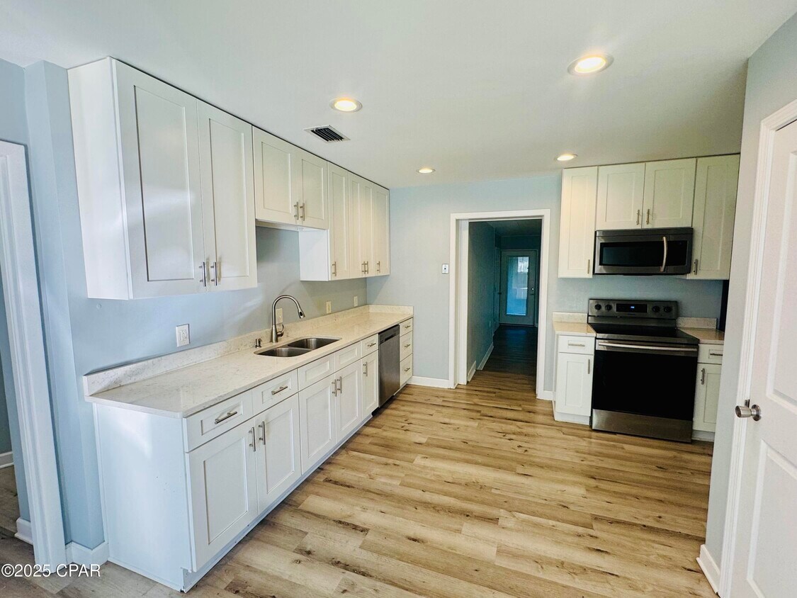 Foto principal - 1606 Fairland Ave