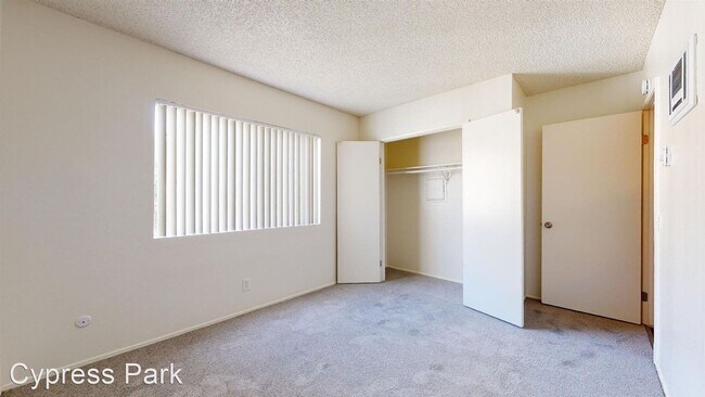 Building Photo - 570 S Lincoln Ave
