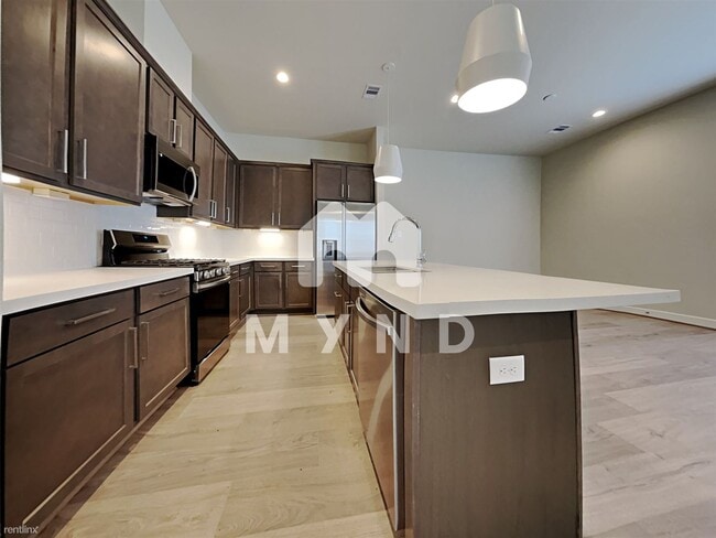 Building Photo - 3 br, 2.5 bath House - 12402 Imperial Lake Ln
